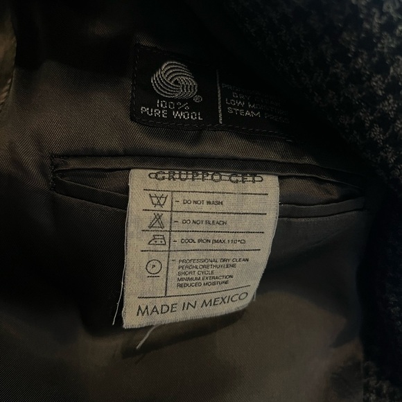 Vintage Louis Feraud Sport Coat Herringbone Pattern 100% Wool - Picture 5 of 7